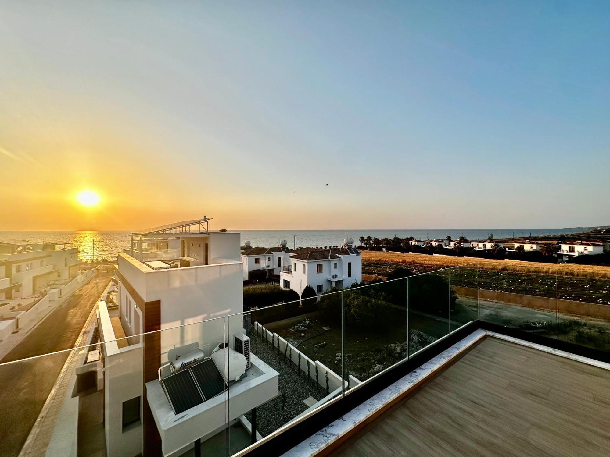 Santa Barbara Seafront Villas W Jacuzzi Pool パ フォス エクステリア 写真