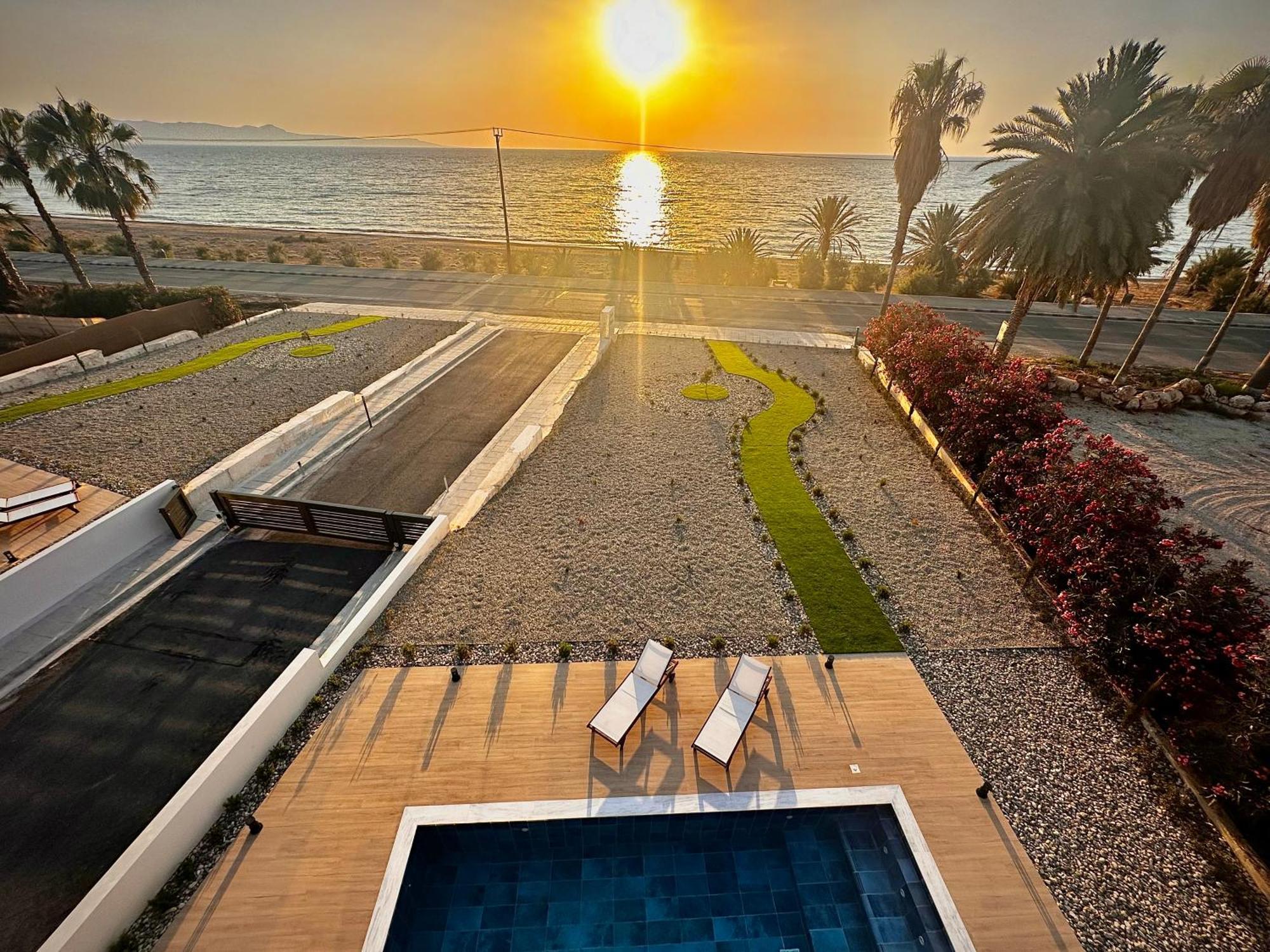 Santa Barbara Seafront Villas W Jacuzzi Pool パ フォス エクステリア 写真